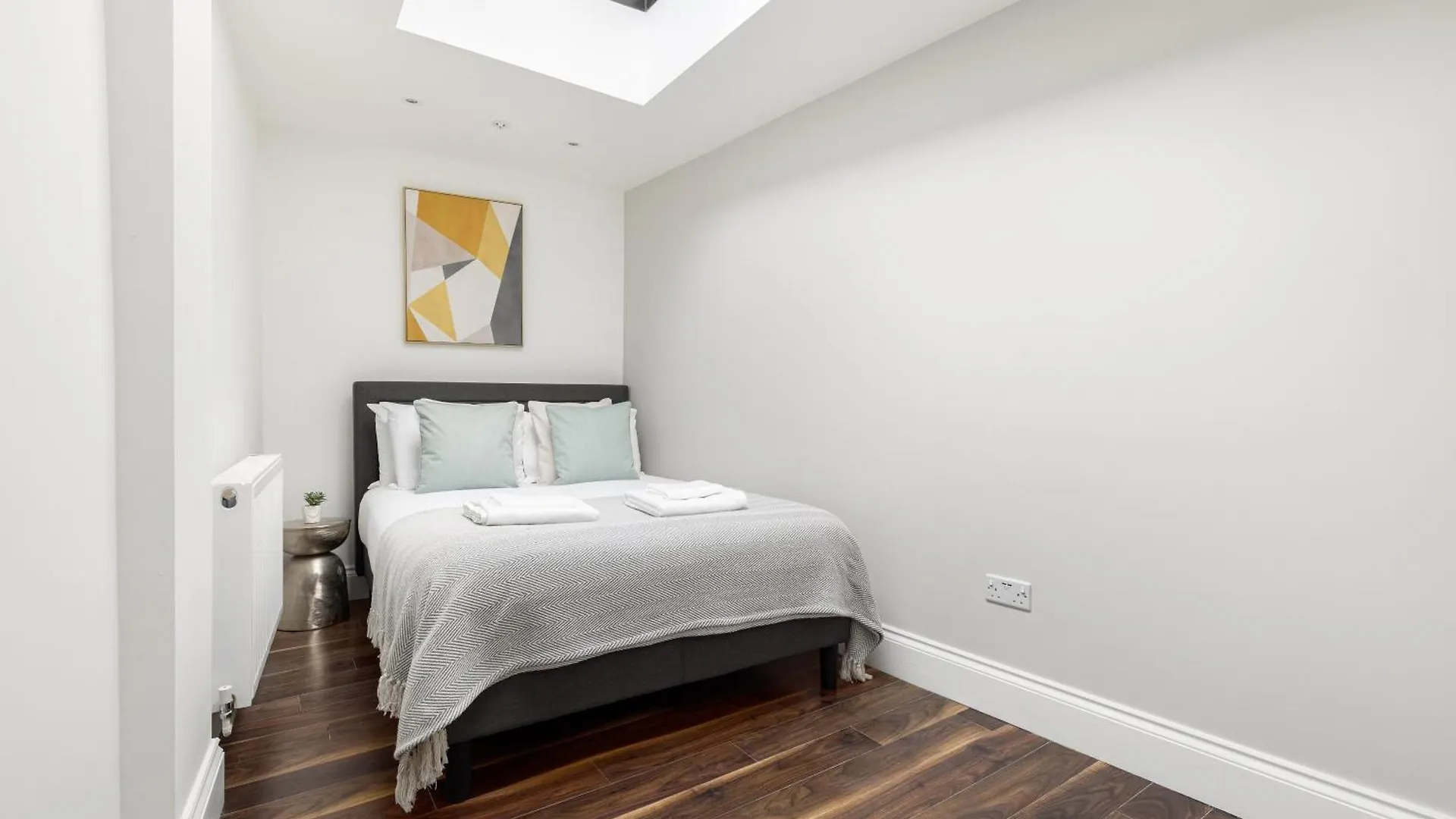 The Peckham Apartment London 0*,  United Kingdom